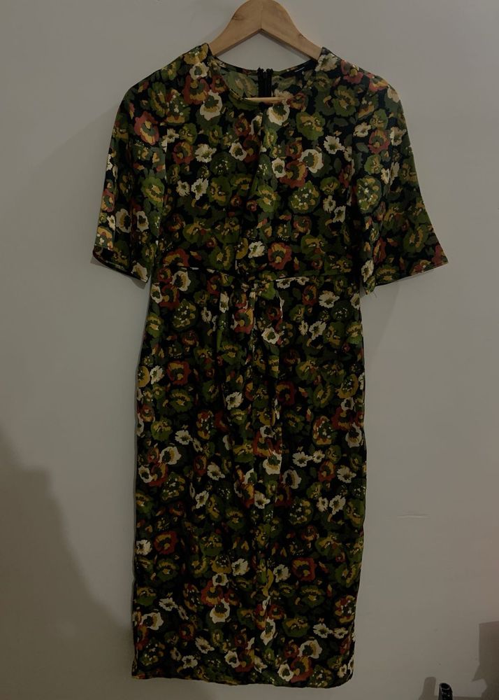 Sale ‼️Floral Vero Moda Dress