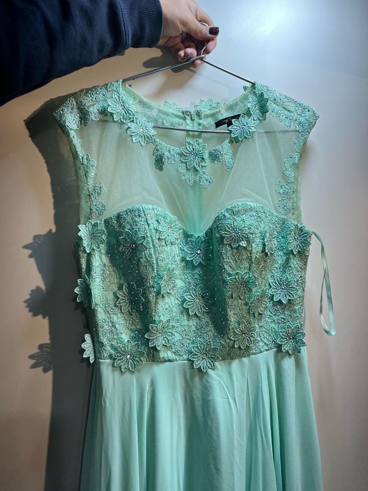 Elegant Mint Green Formal Dress