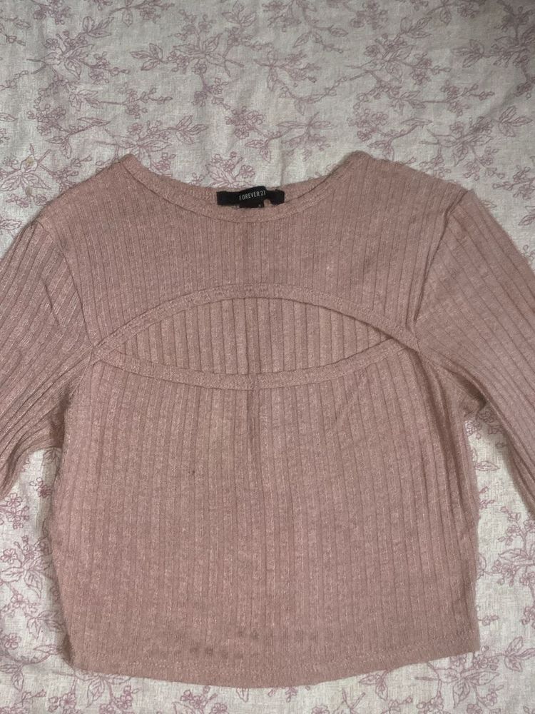 Cute Pink Crop Top With Beautiful Neck💕