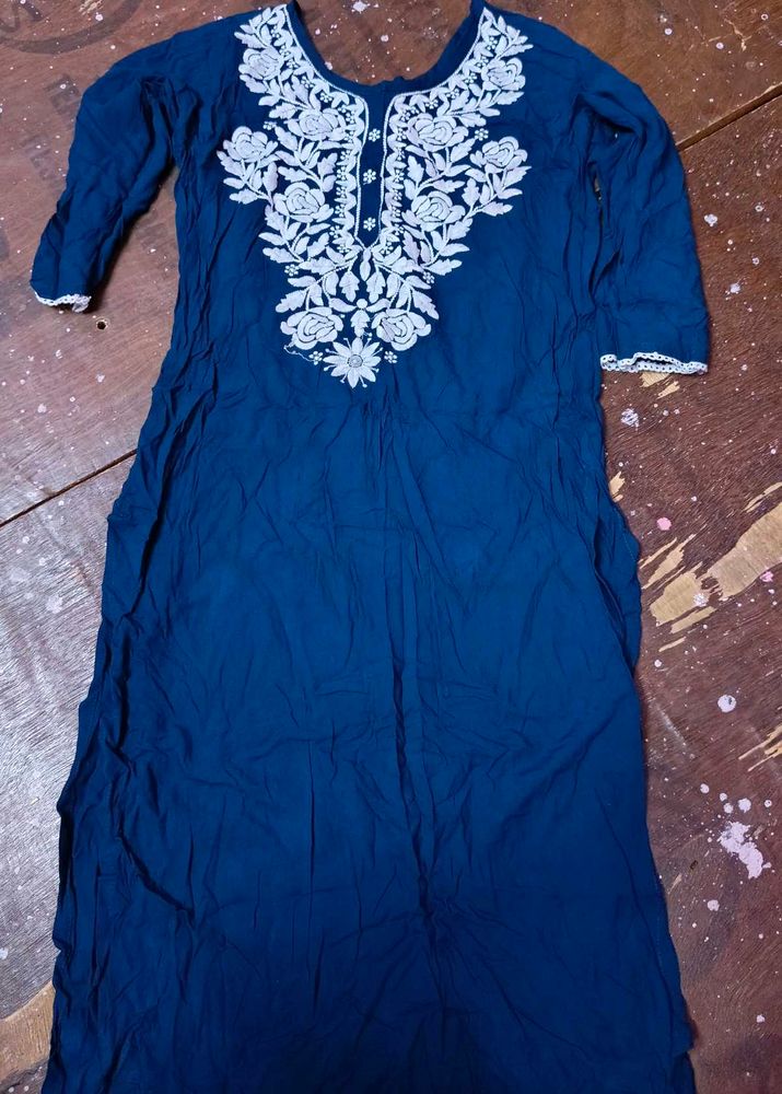 WOMEN KURTA WITH LEGGING