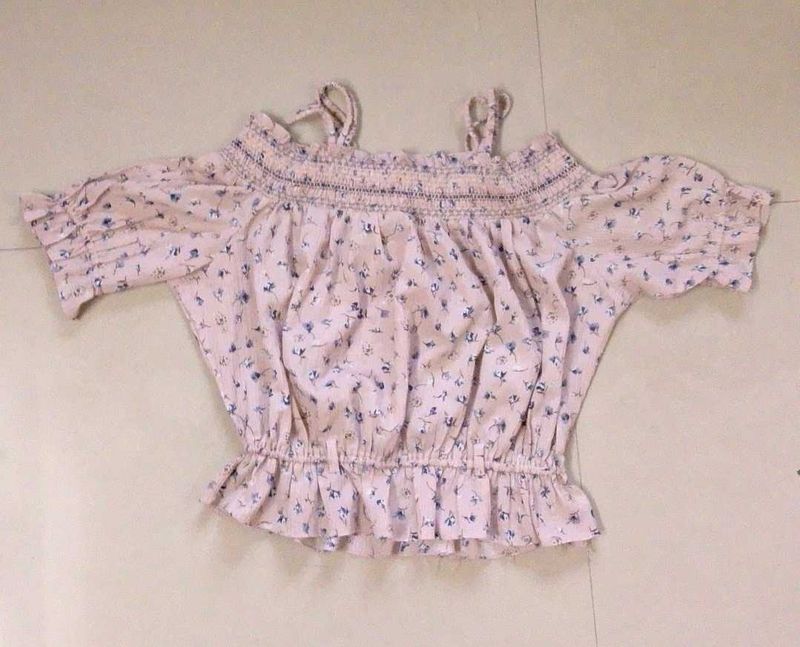 Perfect Floral Off-Shoulder Crop Top u will defini