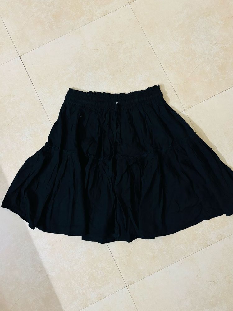 Black Tiered Mini Skirt