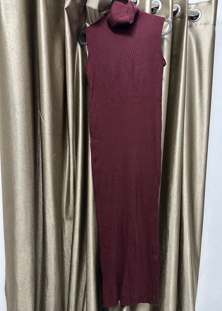 Burgundy Turtleneck Bodycon Dress ❤️