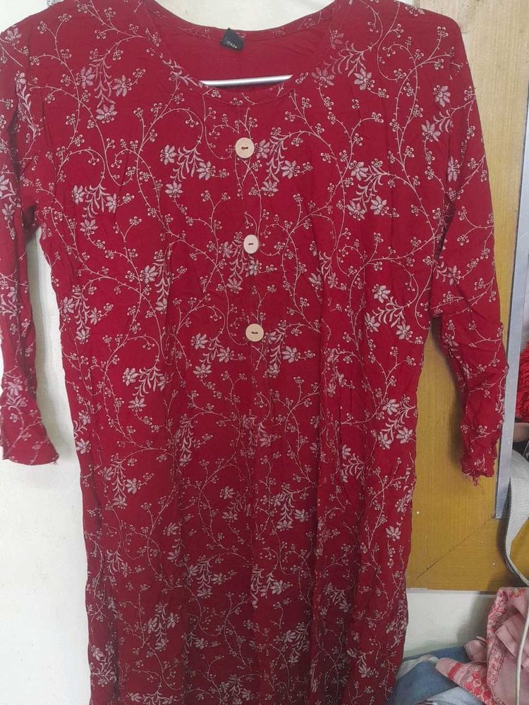 Red Kurta