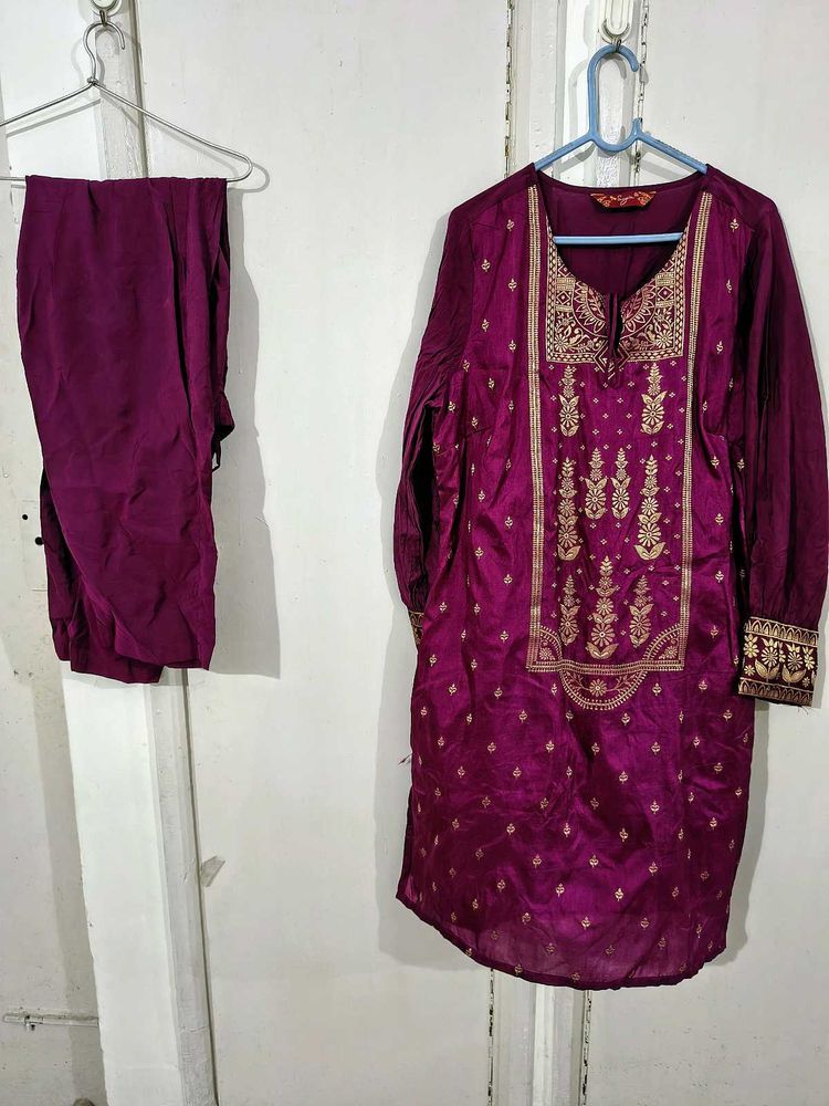 Ethnic Kurta With Trousers