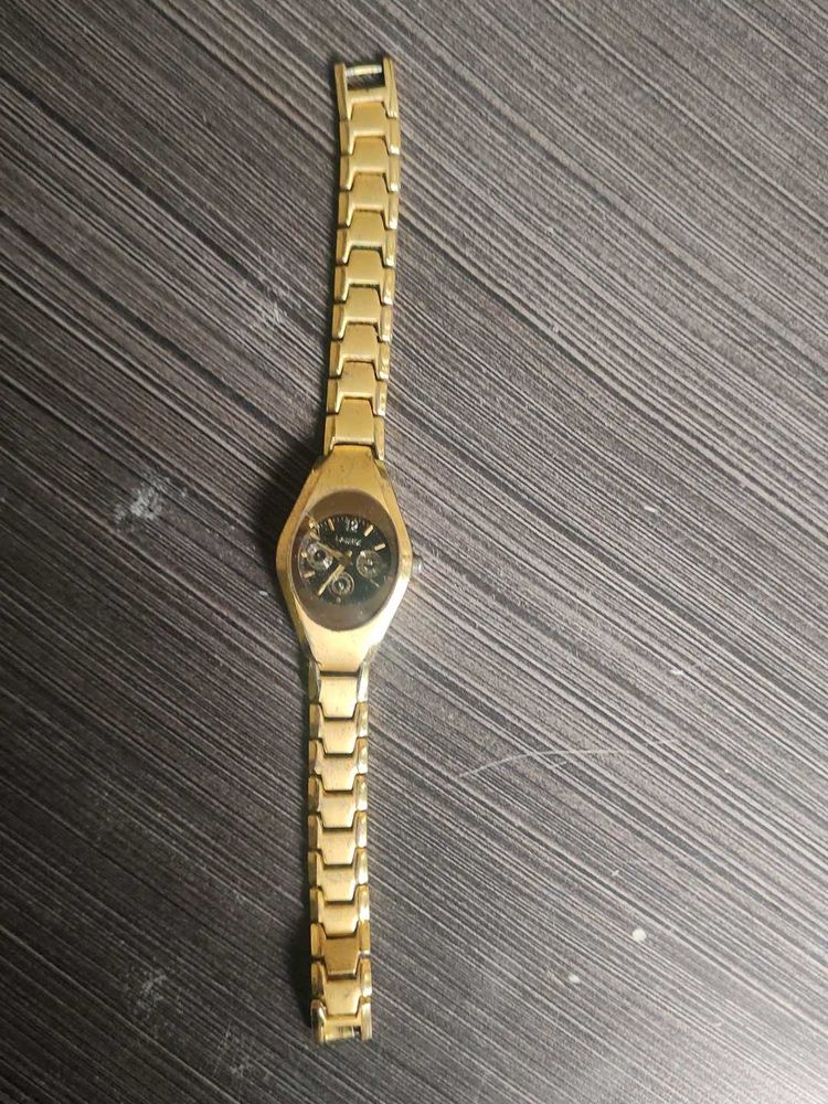 Gold Tone Watch Set Of 3