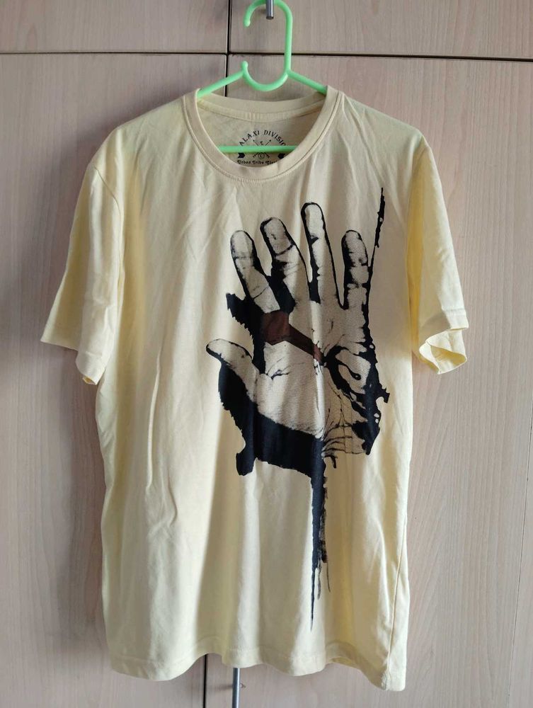MENS DAILY WEAR TSHIRT
