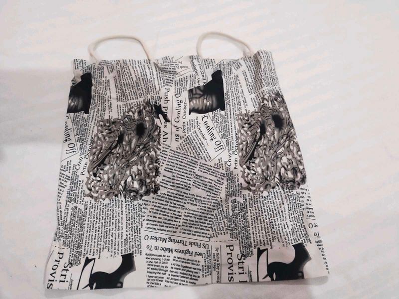 Newsprint crop top ( free size)