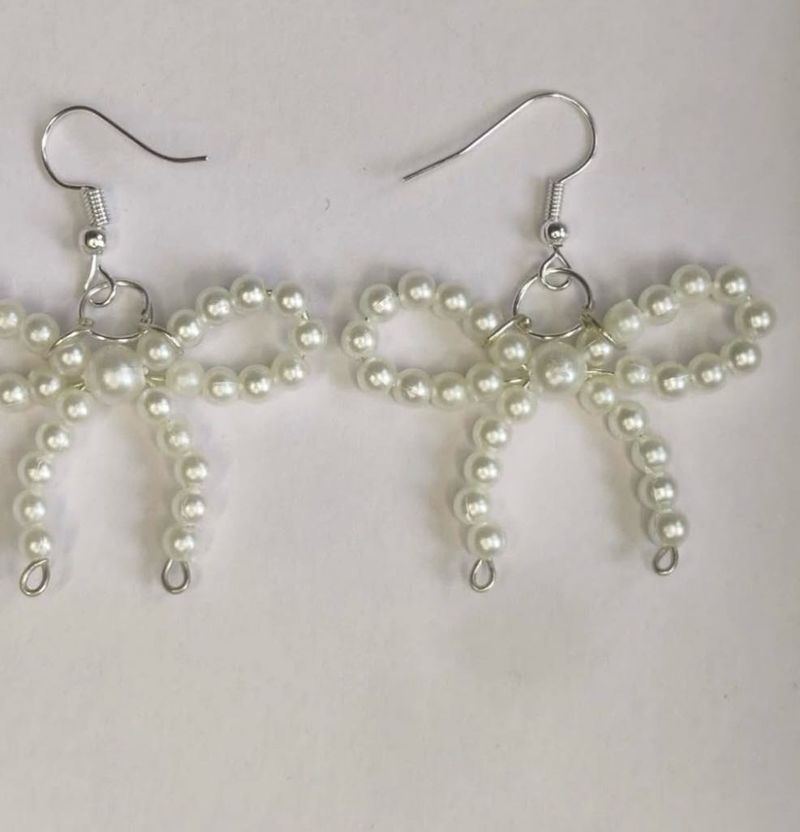 Bow Earings