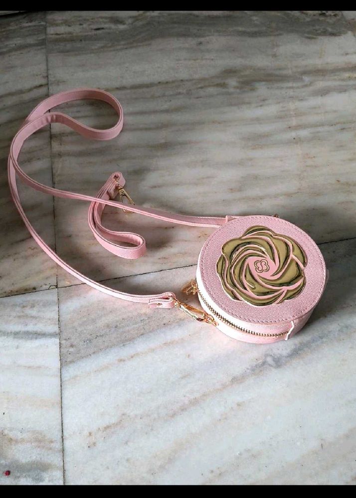 SALE 🆕🎅🎄Cute Pink Crossbody Bag