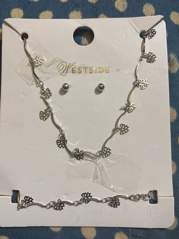 Westside Floral Jewelry Set