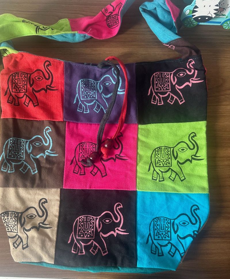 Multicolor Tote Bag With Wide Strap