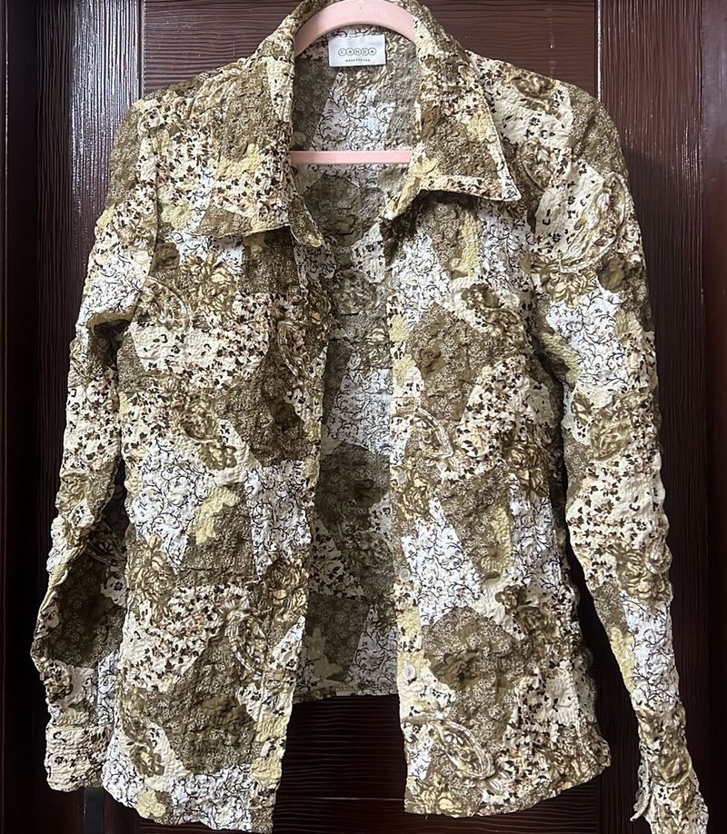 Vintage-Inspired Shirt