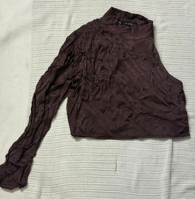 Zara One-Sleeve Crop Top