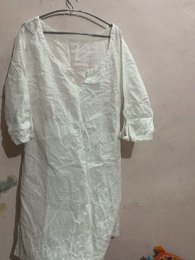 Light Fabric Cotton Kurti With Chikankari Print