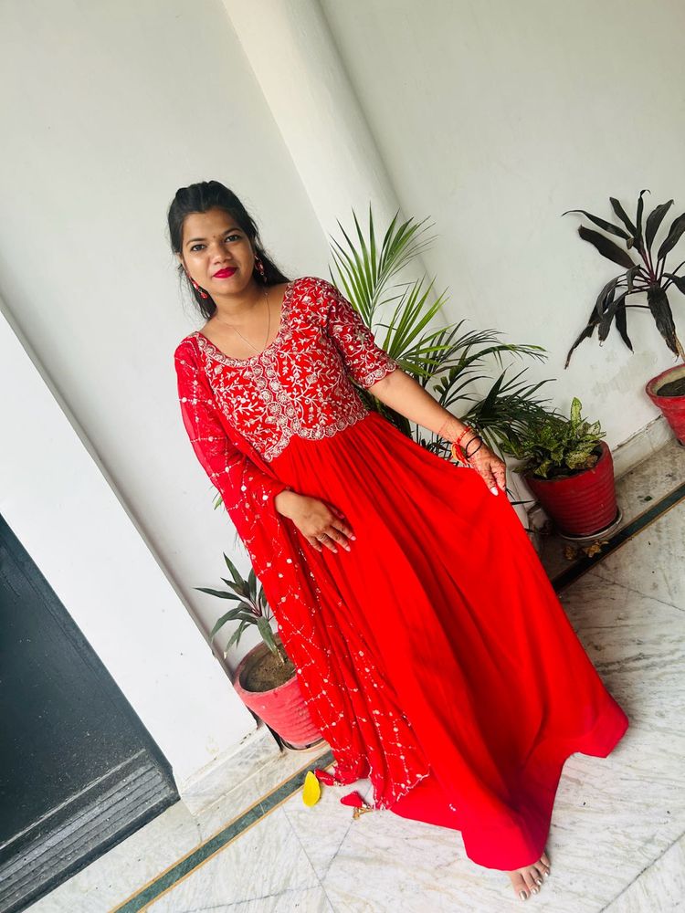 Red Partywear Gown❤️
