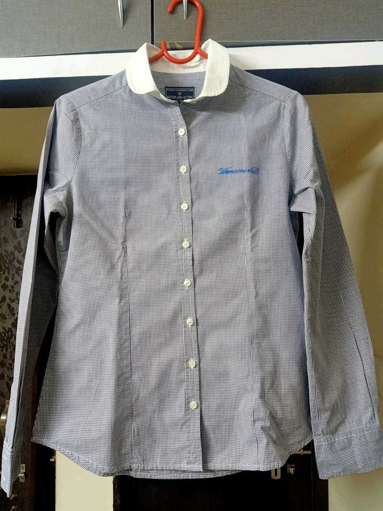 Woodland Women&#39;s Contrast Collor Shirt