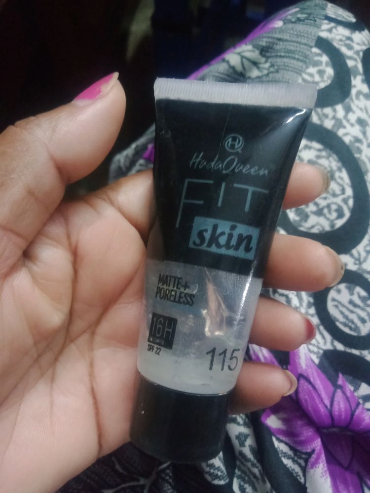 HUDA Queen Fit Skin 115