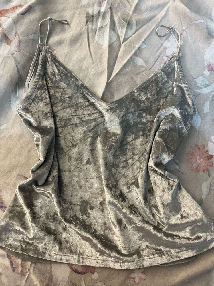 H&amp;M Velvet Cami Top - Stylish &amp; Chic