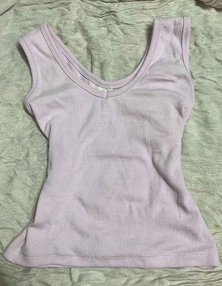baby pink tank top (softie)