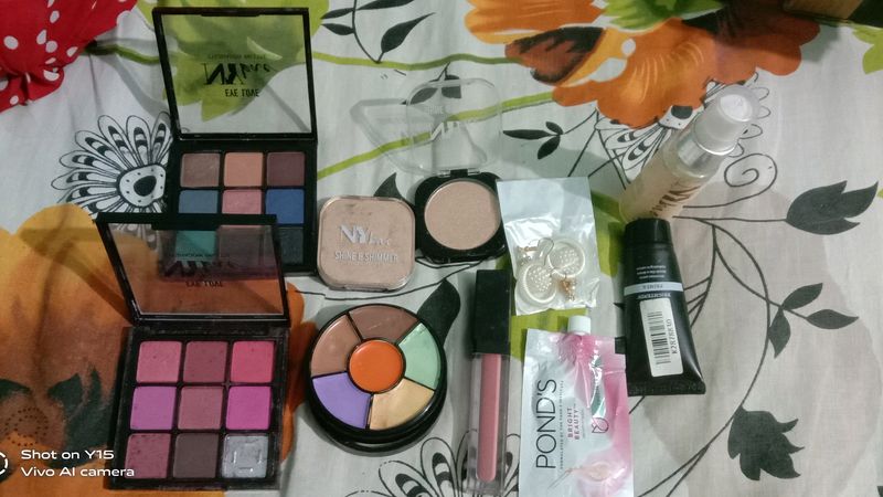 Make Up Combo
