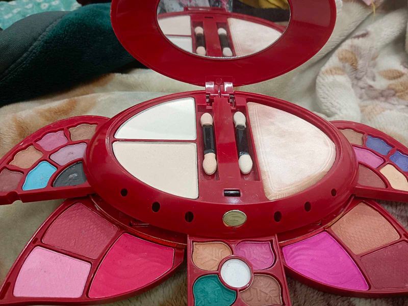 Makeup Palette Set