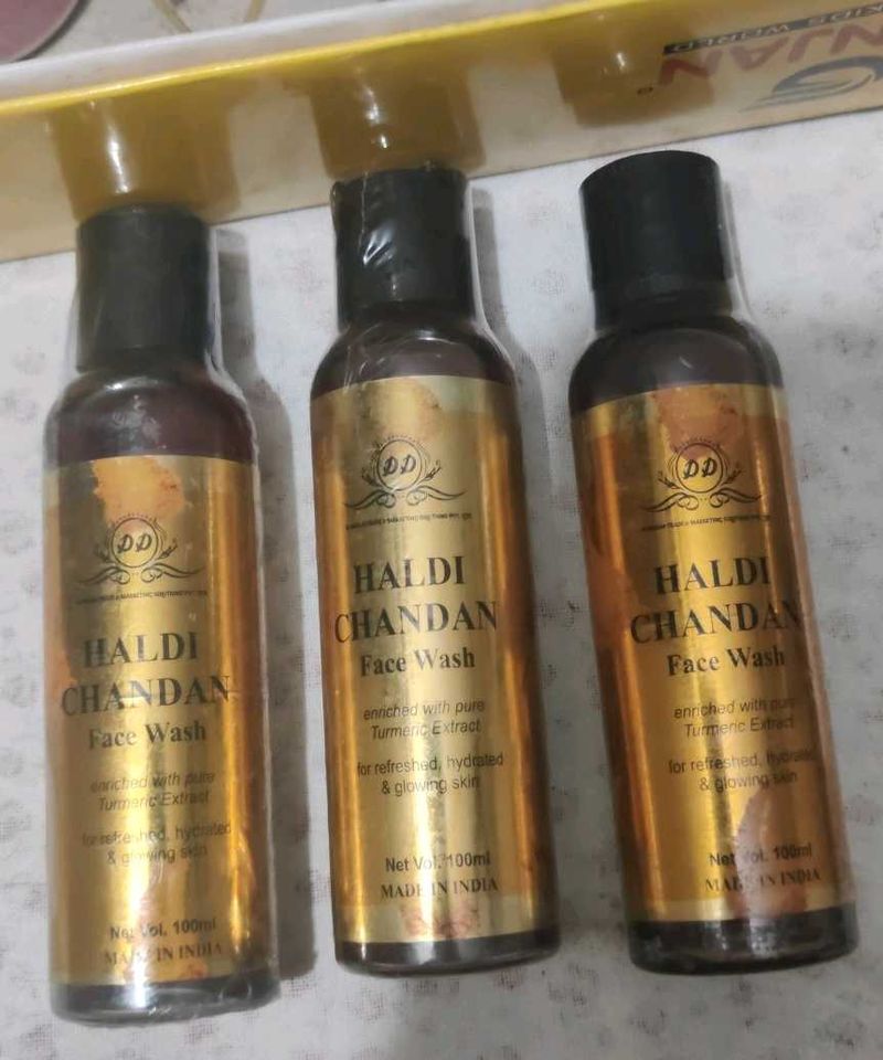 Haldi Chandan Face Wash