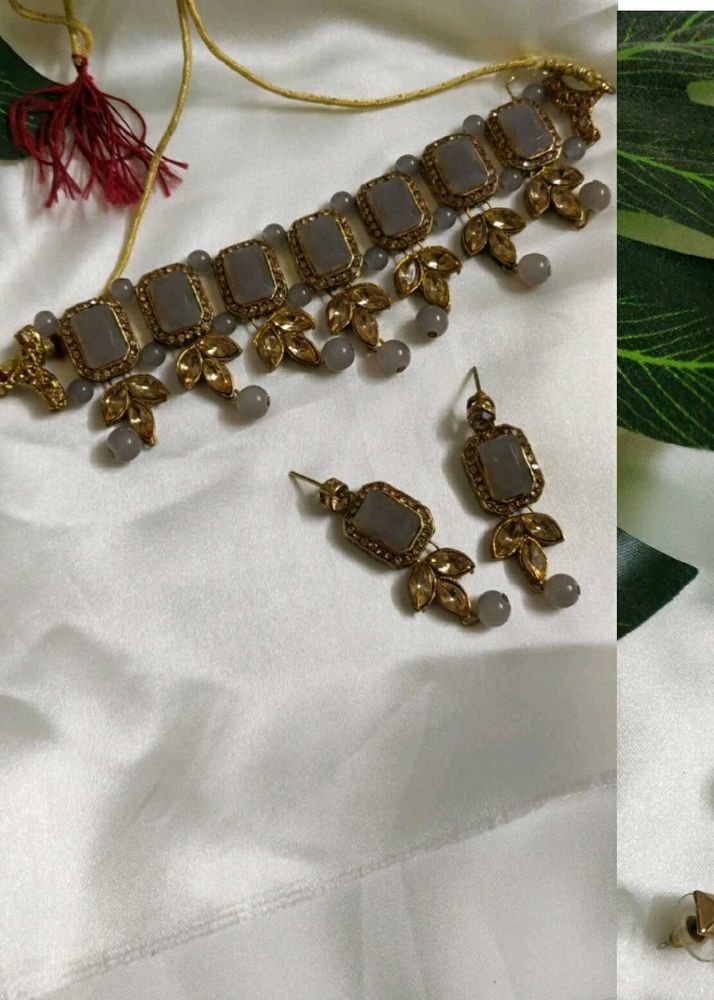 Beautiful Necklace Set