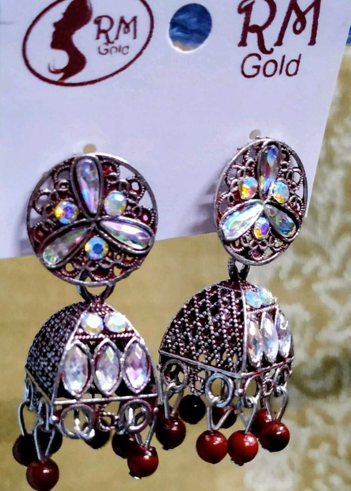 Stylish Jhumka Earrings