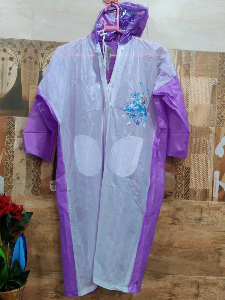 Brand New Rainfighter Raincoat upto 14 -15 years