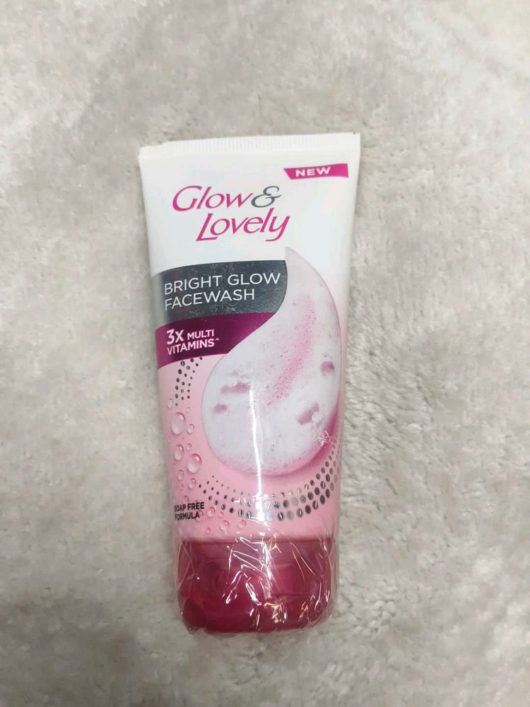 Glow &amp; Lovely Bright Facewash
