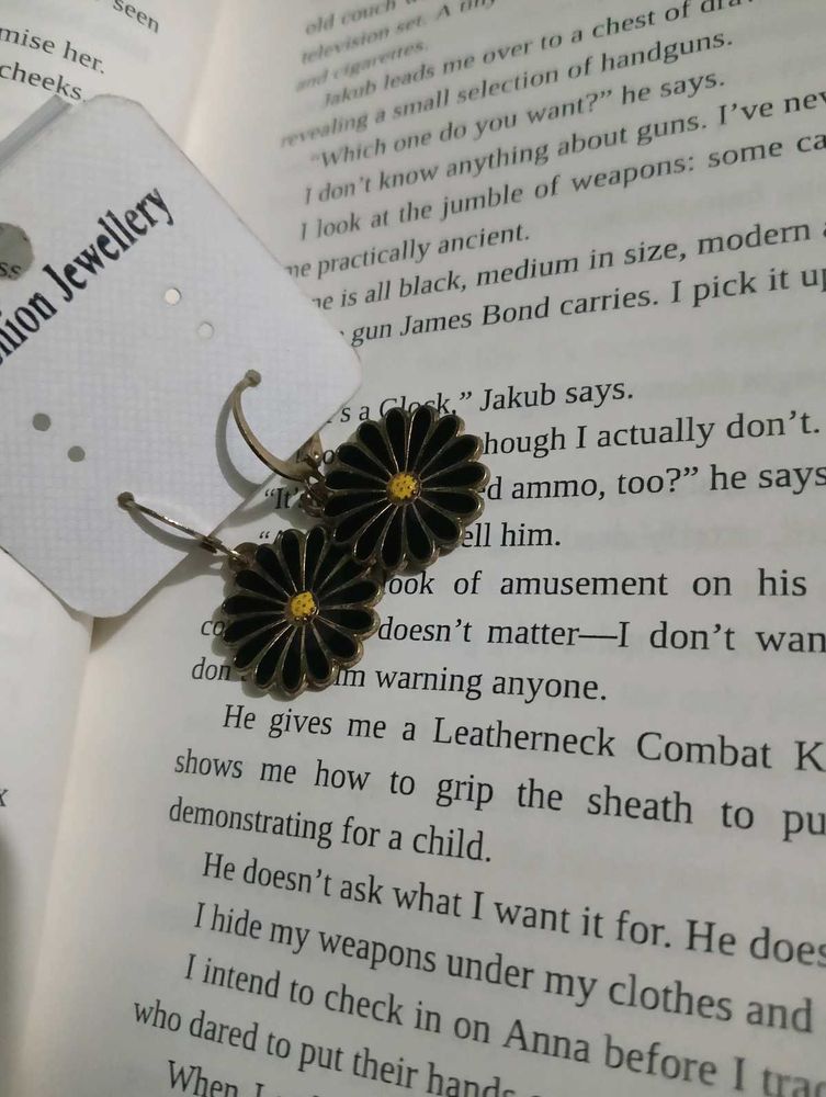 Daisy Drop Earrings