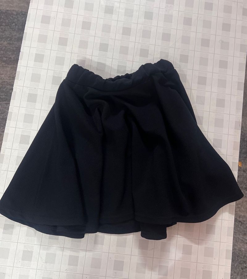 Black Skirt