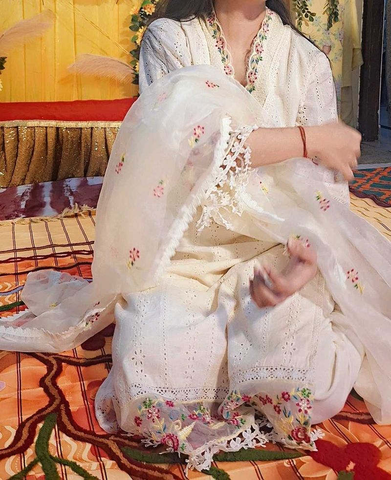 Embroidered Kurta Set