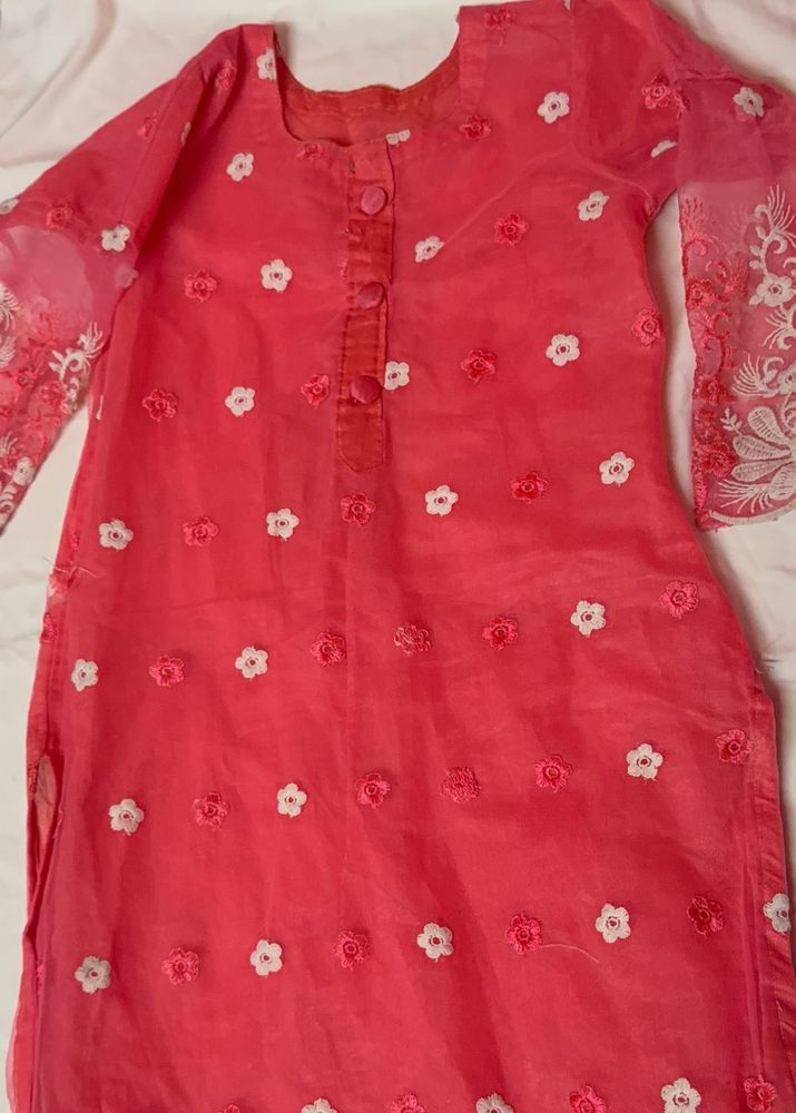 Pink Floral Embroidered Kurta UNUSED
