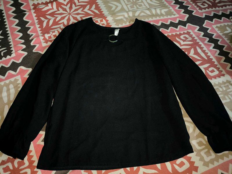 Black Long Sleeve Top