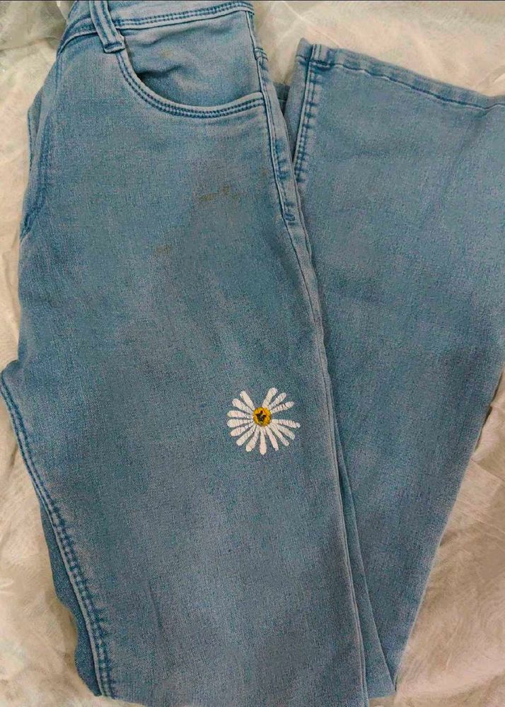 Daisy Embroidered Flare Jeans