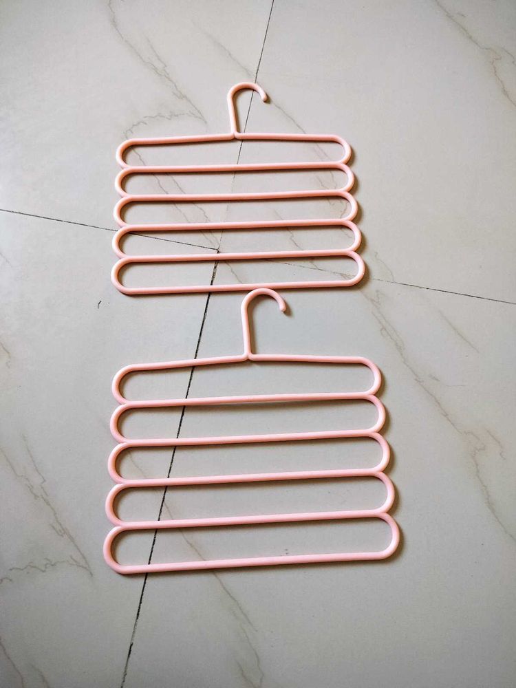 Multi-level Hanger
