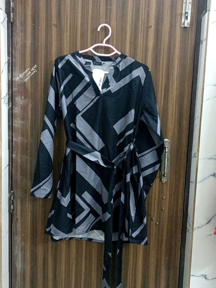 Stylish Geometric Print Top