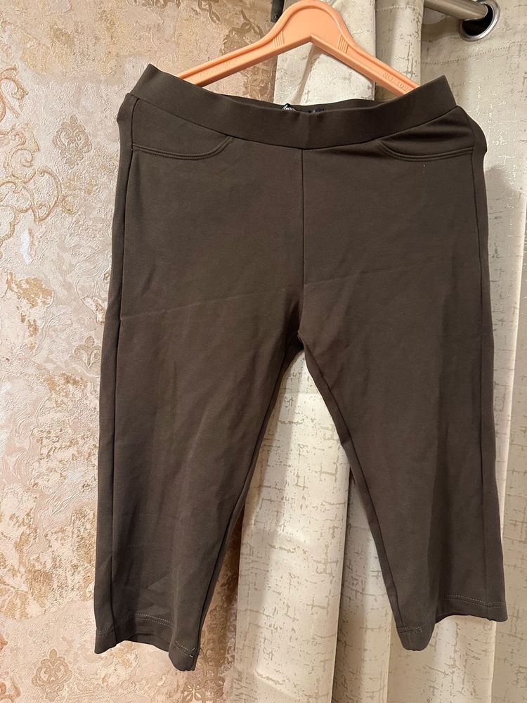 New Olive Green Cropped Leggings, Waist- 32