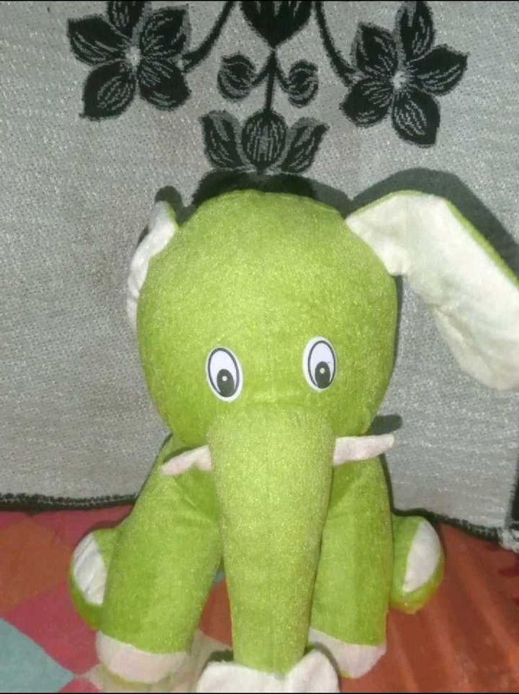 A01 Green Elephant 30cm