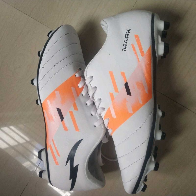 Spikes Shoes