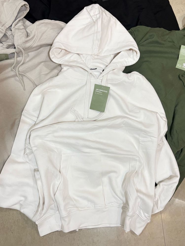 White H&amp;M Hoodie