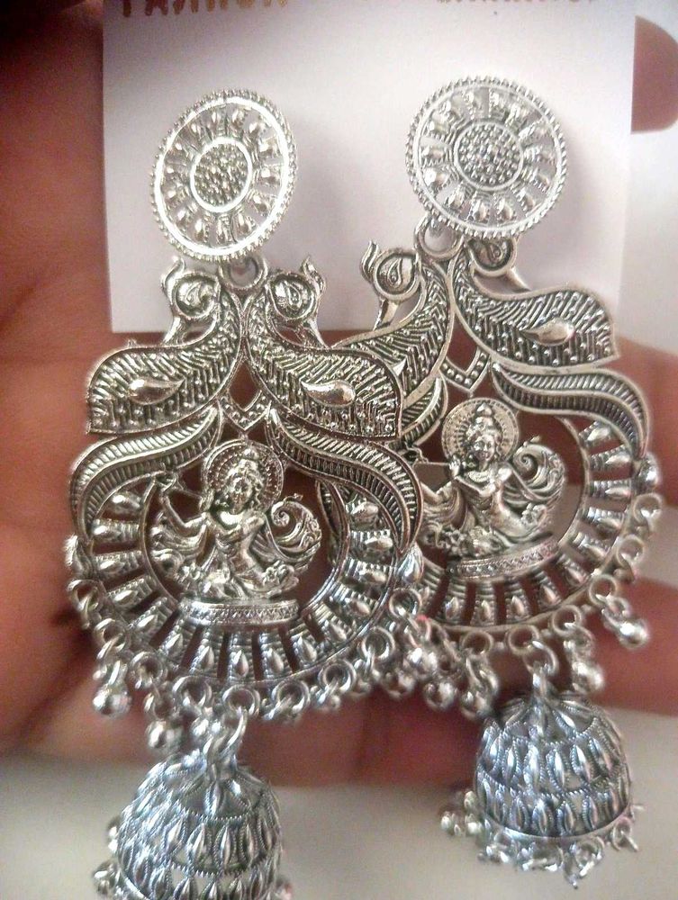 Silver Jhumka Earrings