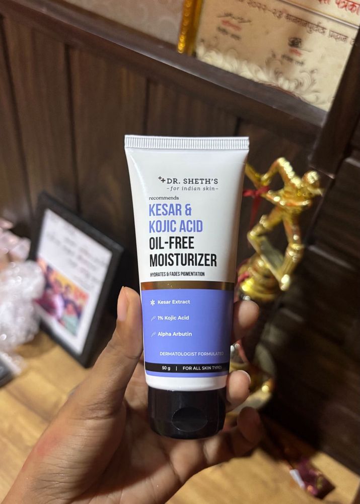 Dr Sheth’s Kojic And Kesar Moisturiser