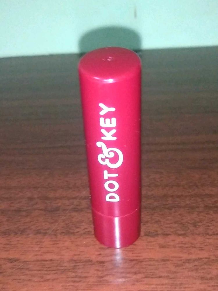 Dot And Key Lipbalm