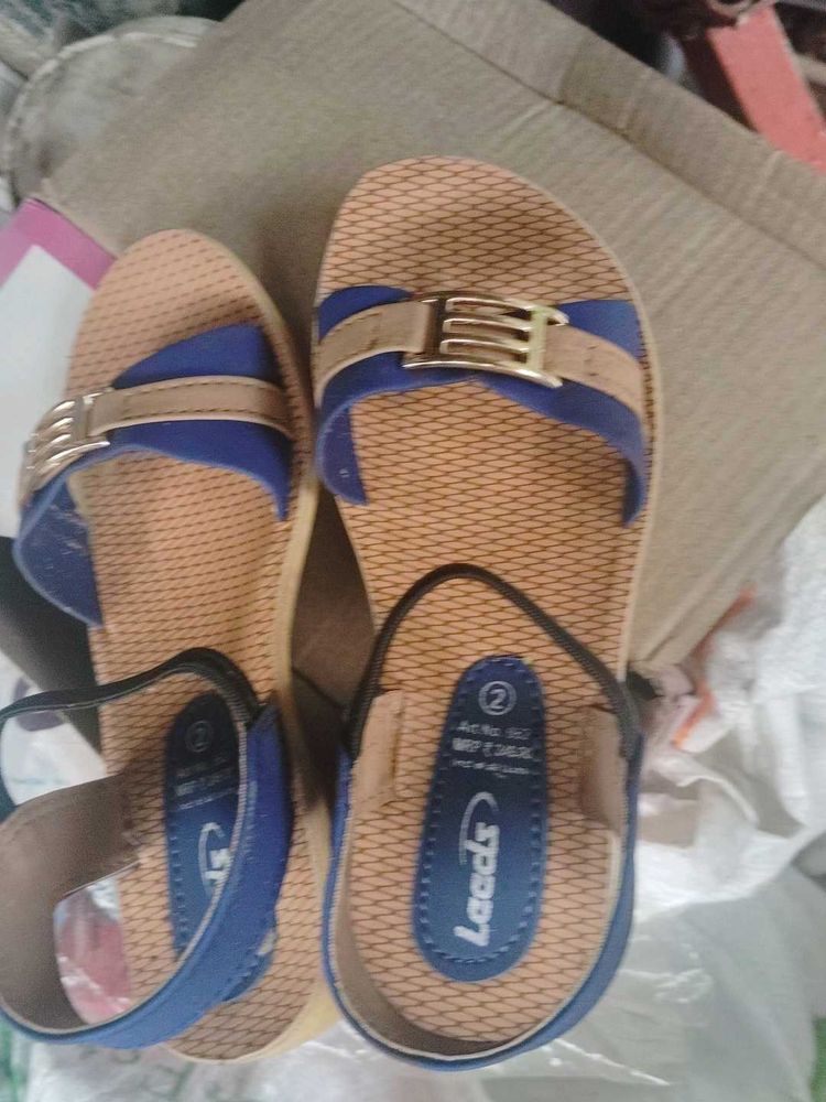 sale on Chappal