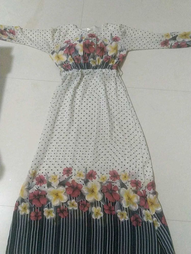 Excellent And Perfect Ethnic Gown