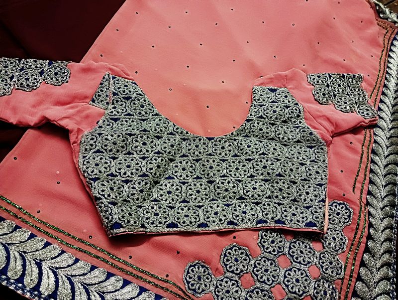 Gorgeous Pink 💖Saree with thread work border🥰