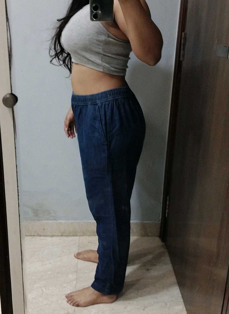 UNIQLO denim pants